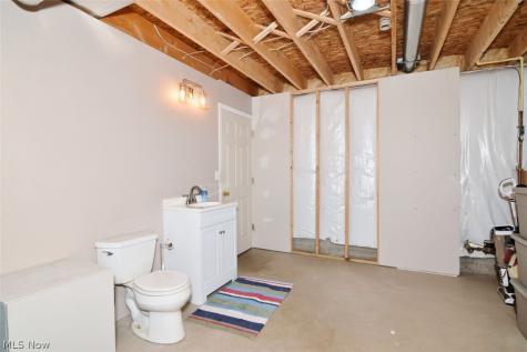 2752 Pinegate Drive Norton OH 44203