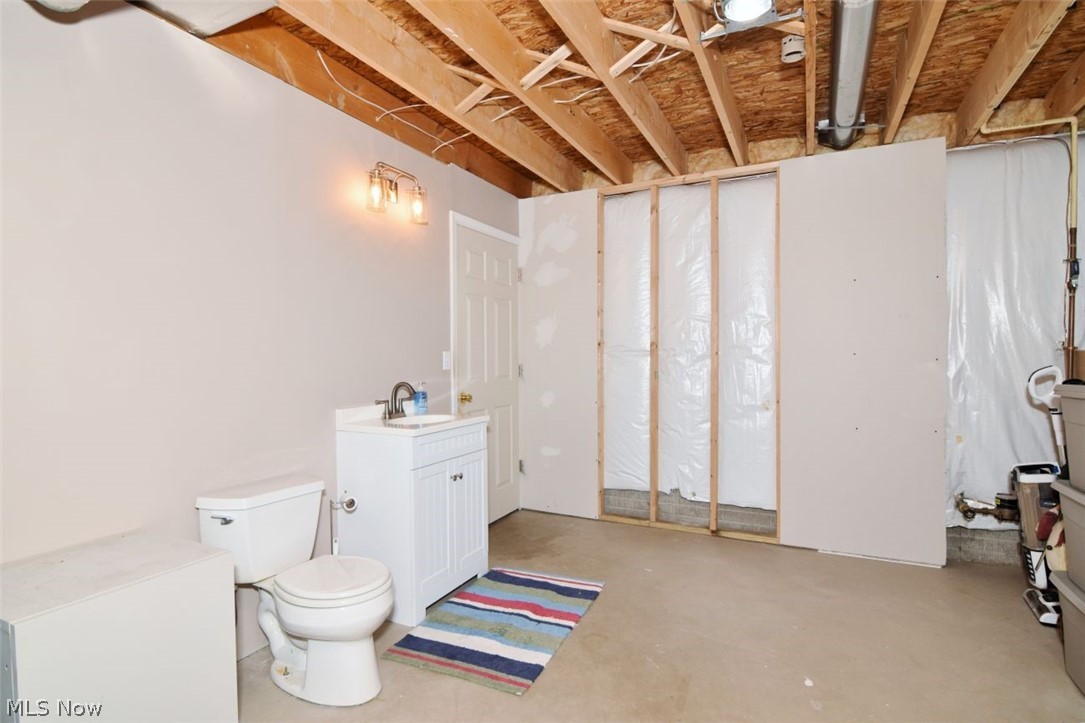 2752 Pinegate Drive Norton OH 44203