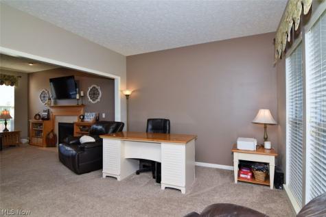 2752 Pinegate Drive Norton OH 44203