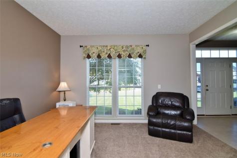 2752 Pinegate Drive Norton OH 44203