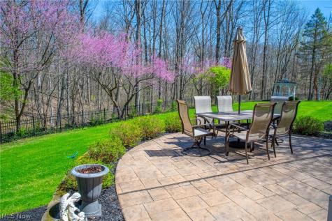 8481 Timber Trail Brecksville OH 44141