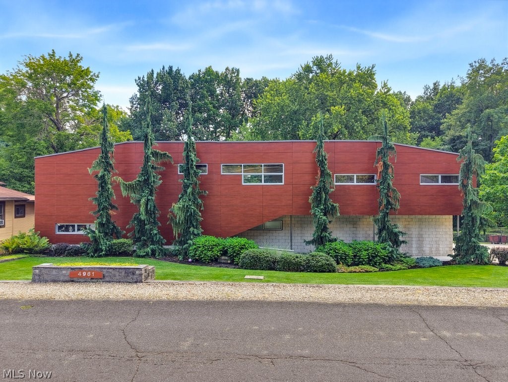 4961 Coleman Drive Akron OH 44319