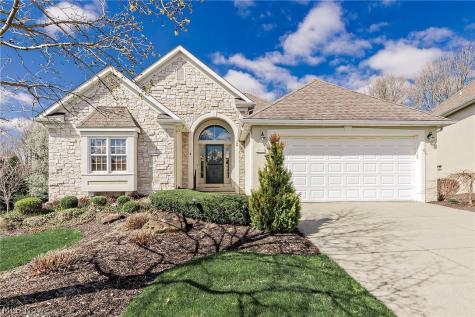 2002 Fox Trace Trail Cuyahoga Falls OH 44223