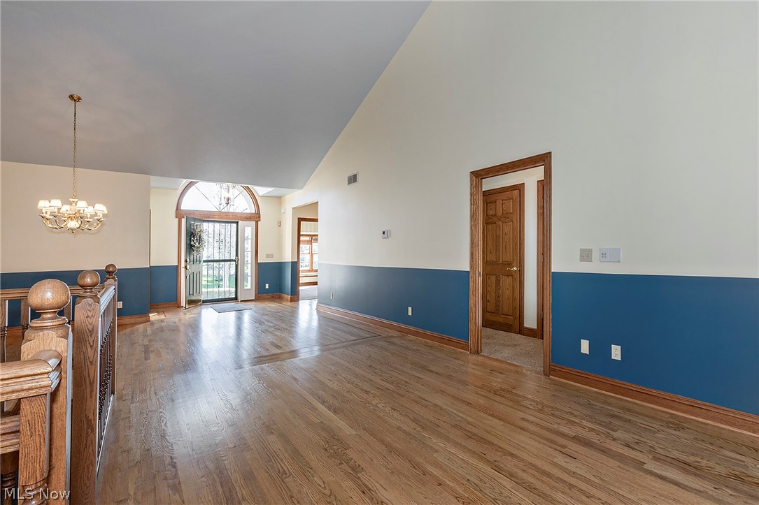 2002 Fox Trace Trail Cuyahoga Falls OH 44223