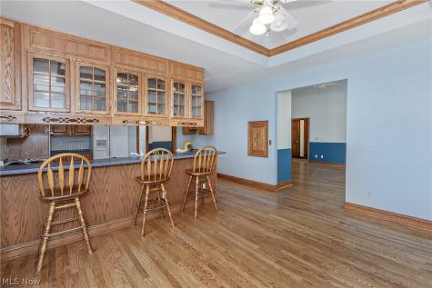 2002 Fox Trace Trail Cuyahoga Falls OH 44223