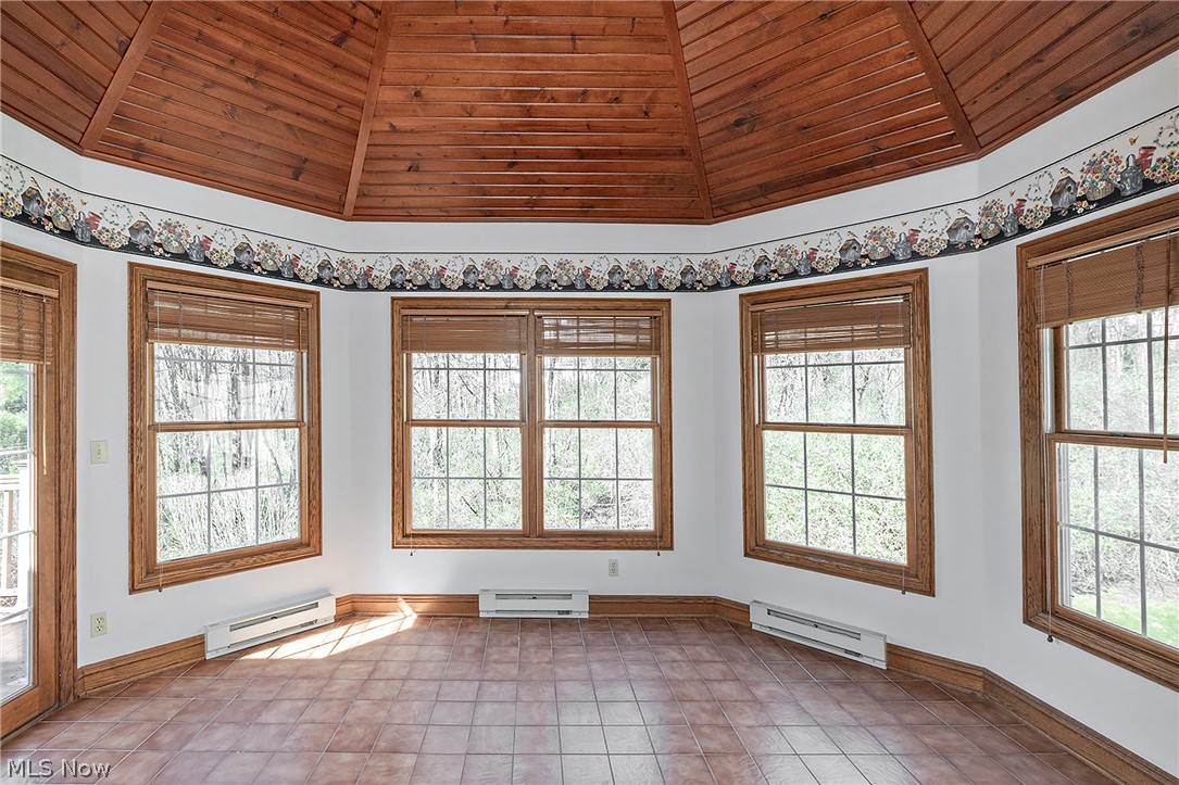 2002 Fox Trace Trail Cuyahoga Falls OH 44223