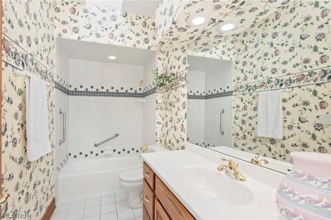 2002 Fox Trace Trail Cuyahoga Falls OH 44223