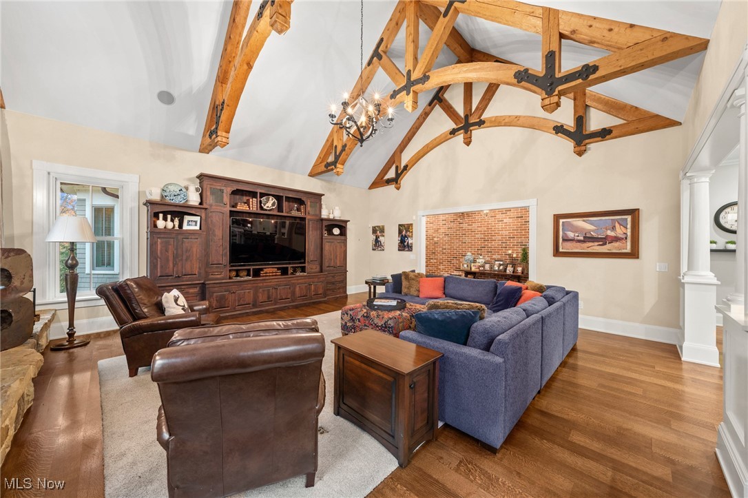 106 W Washington Street Chagrin Falls OH 44022