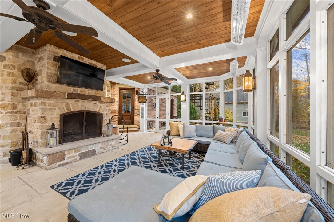 106 W Washington Street Chagrin Falls OH 44022