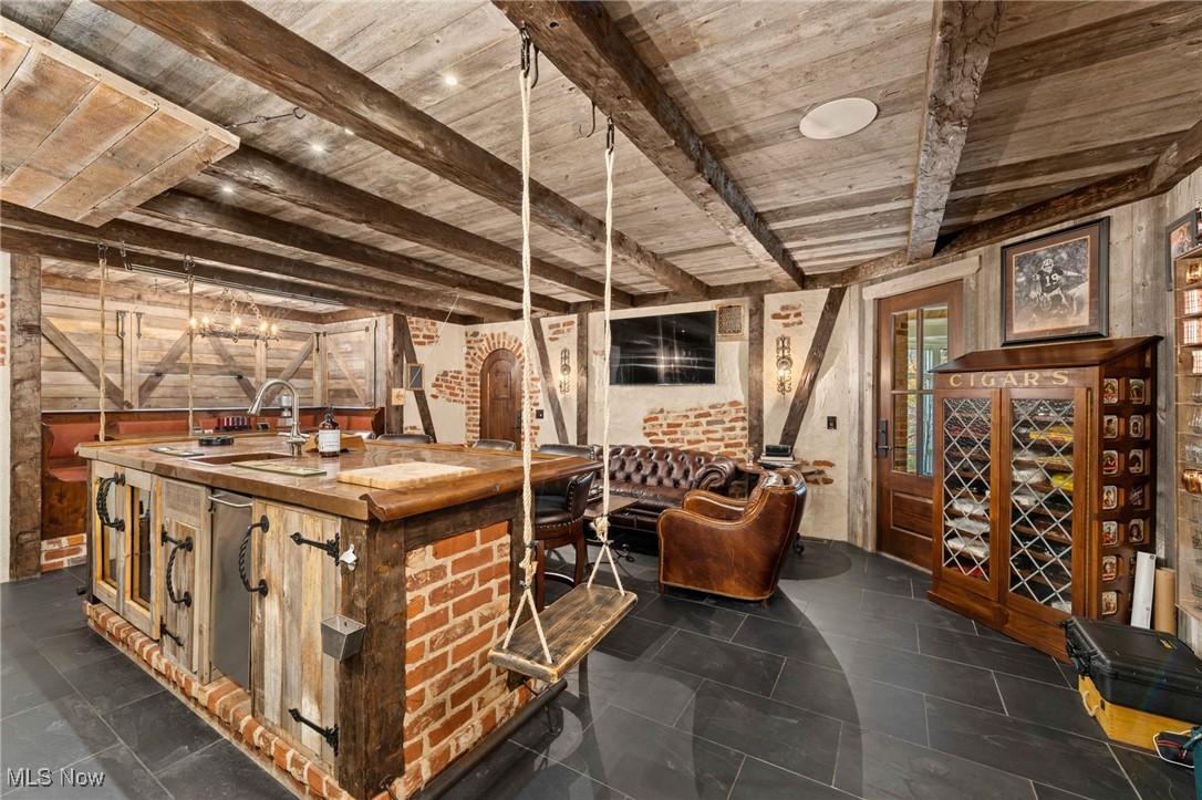 106 W Washington Street Chagrin Falls OH 44022