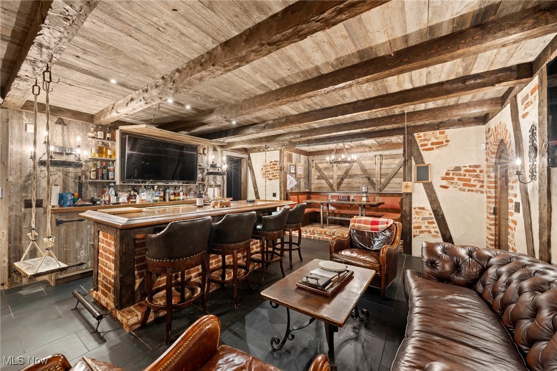 106 W Washington Street Chagrin Falls OH 44022