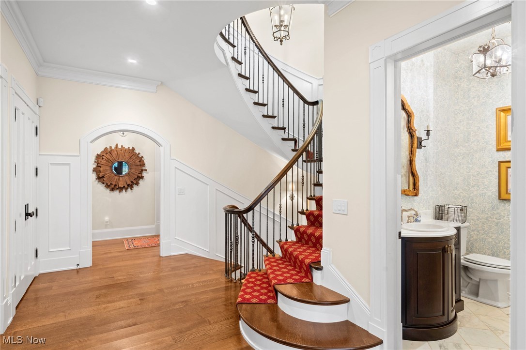 106 W Washington Street Chagrin Falls OH 44022