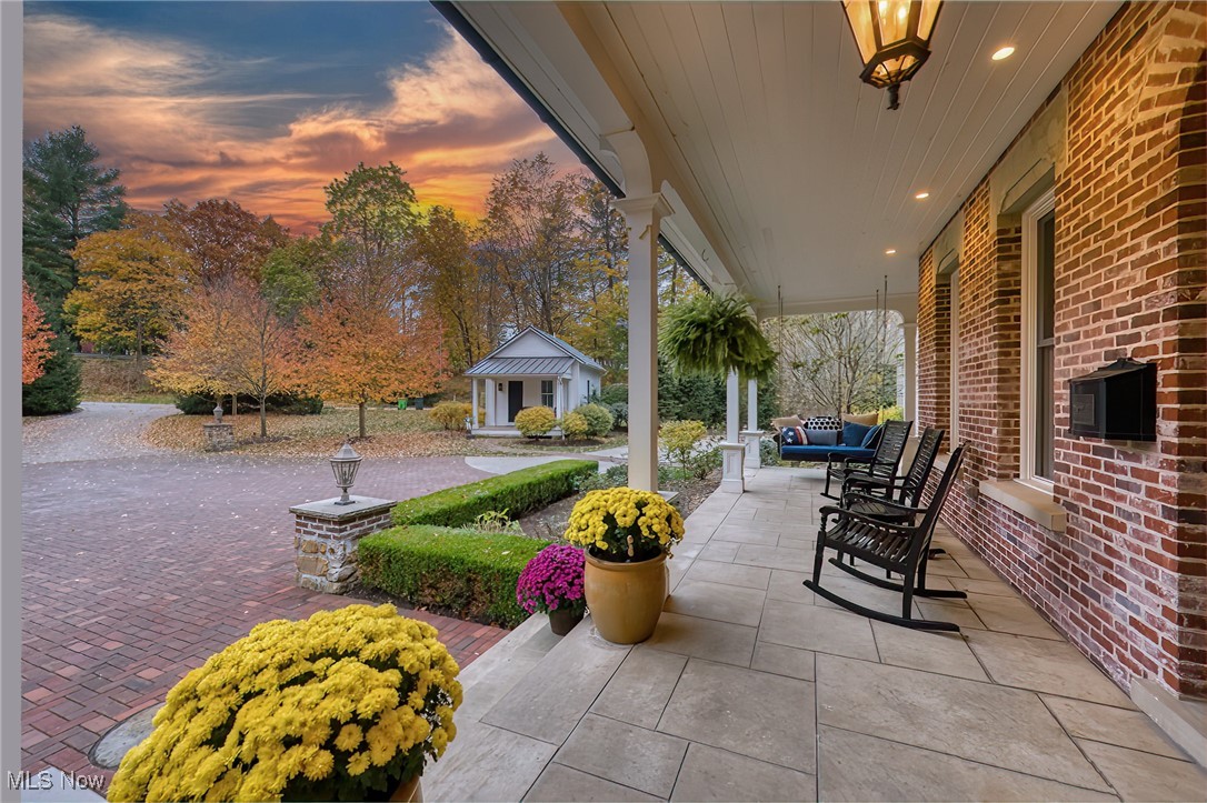 106 W Washington Street Chagrin Falls OH 44022