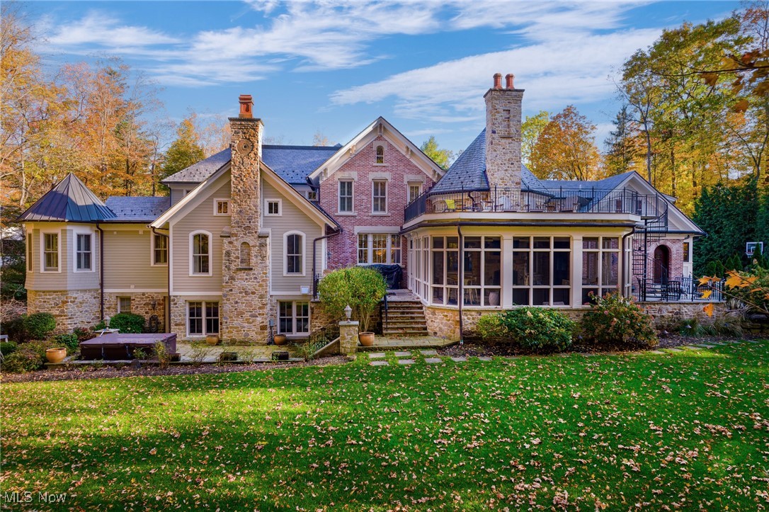 106 W Washington Street Chagrin Falls OH 44022