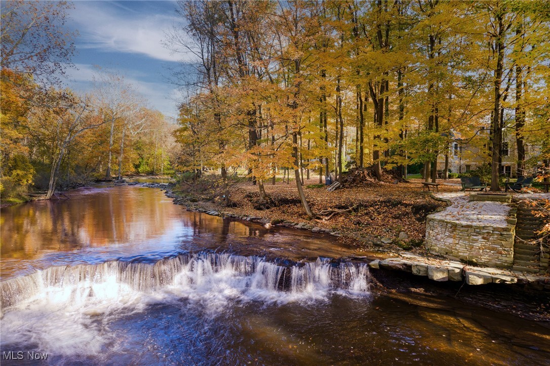 106 W Washington Street Chagrin Falls OH 44022