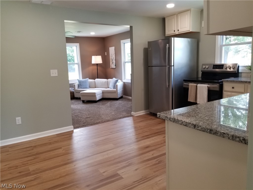 4114 Buchtel Avenue NE Louisville OH 44641