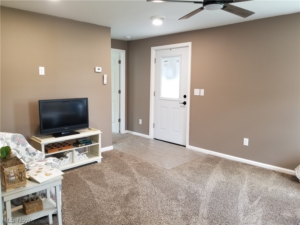 4114 Buchtel Avenue NE Louisville OH 44641