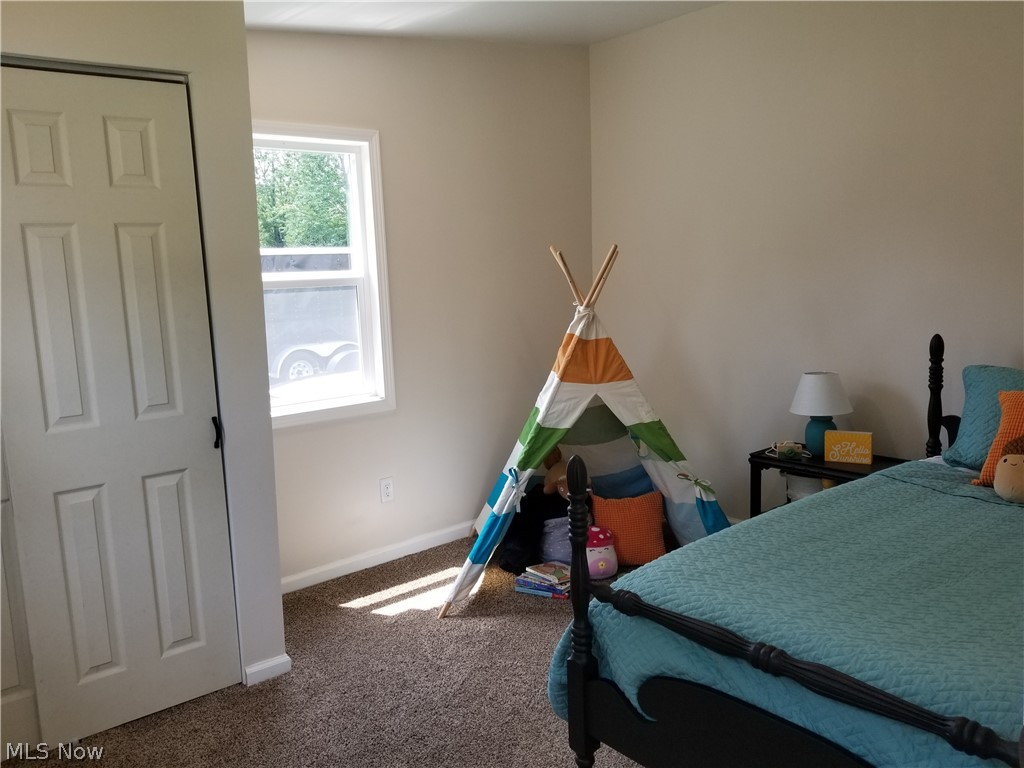 4114 Buchtel Avenue NE Louisville OH 44641