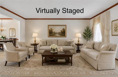73 Lakecrest Boulevard Hinckley OH 44233