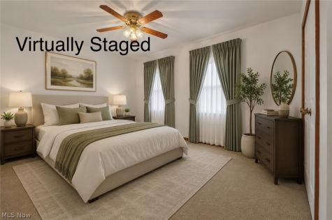 73 Lakecrest Boulevard Hinckley OH 44233