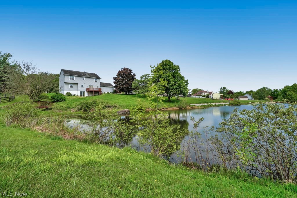 73 Lakecrest Boulevard Hinckley OH 44233