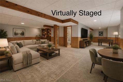 73 Lakecrest Boulevard Hinckley OH 44233