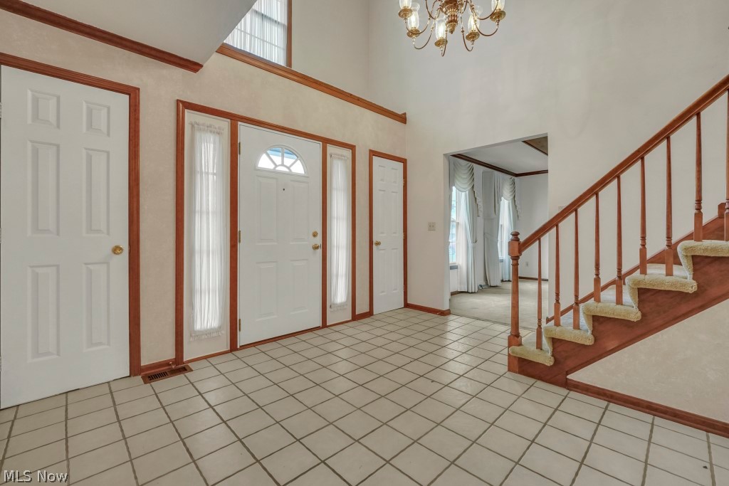 73 Lakecrest Boulevard Hinckley OH 44233