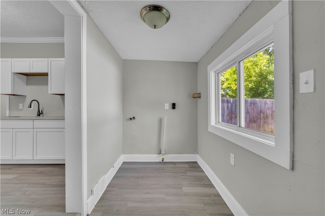 7508 Neville Avenue Cleveland OH 44102
