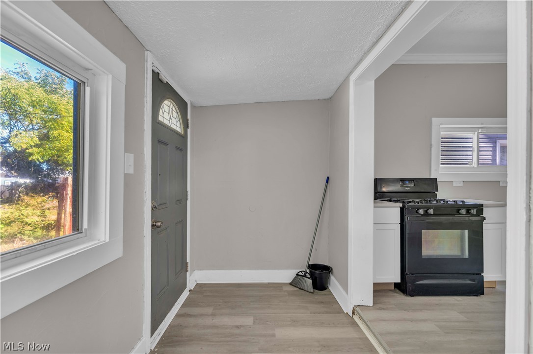7508 Neville Avenue Cleveland OH 44102