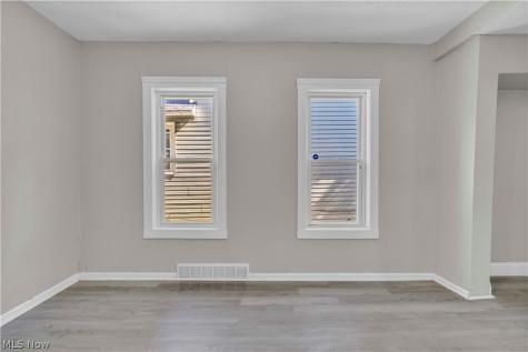7508 Neville Avenue Cleveland OH 44102