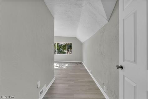 7508 Neville Avenue Cleveland OH 44102