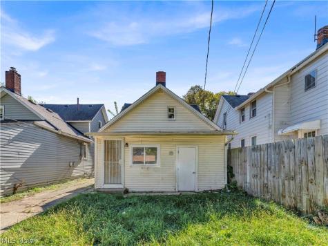 7508 Neville Avenue Cleveland OH 44102