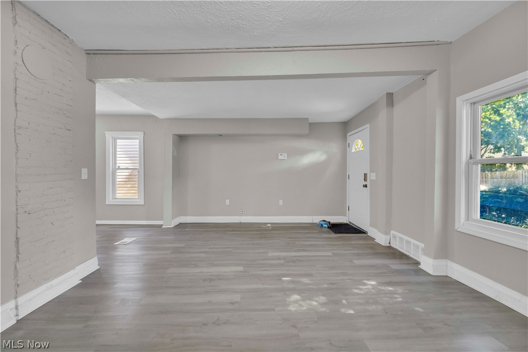 7508 Neville Avenue Cleveland OH 44102