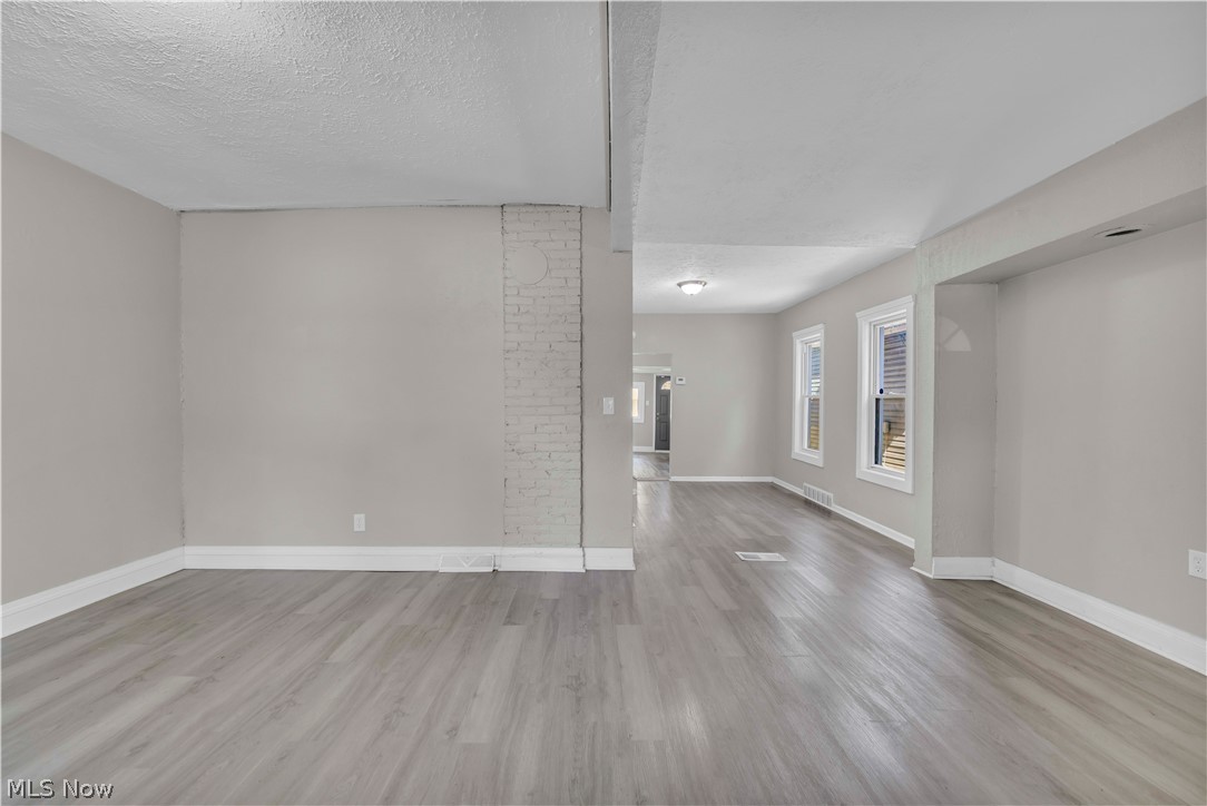 7508 Neville Avenue Cleveland OH 44102