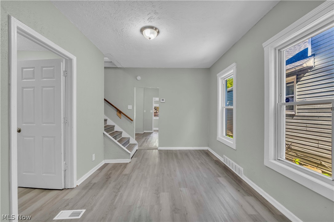 7508 Neville Avenue Cleveland OH 44102