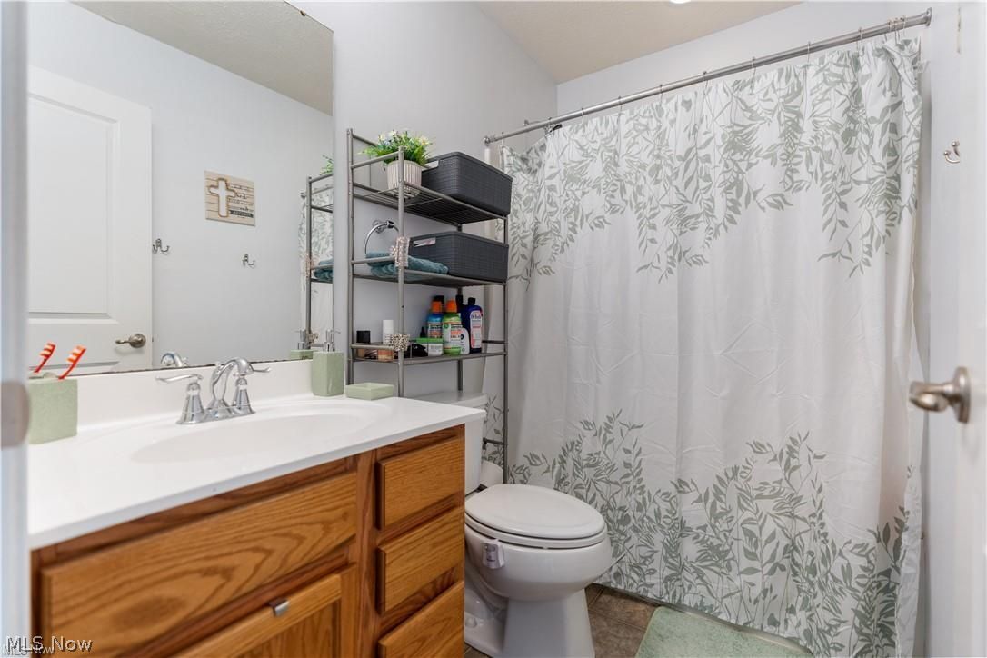 3627 Lake Center Street NW Uniontown OH 44685