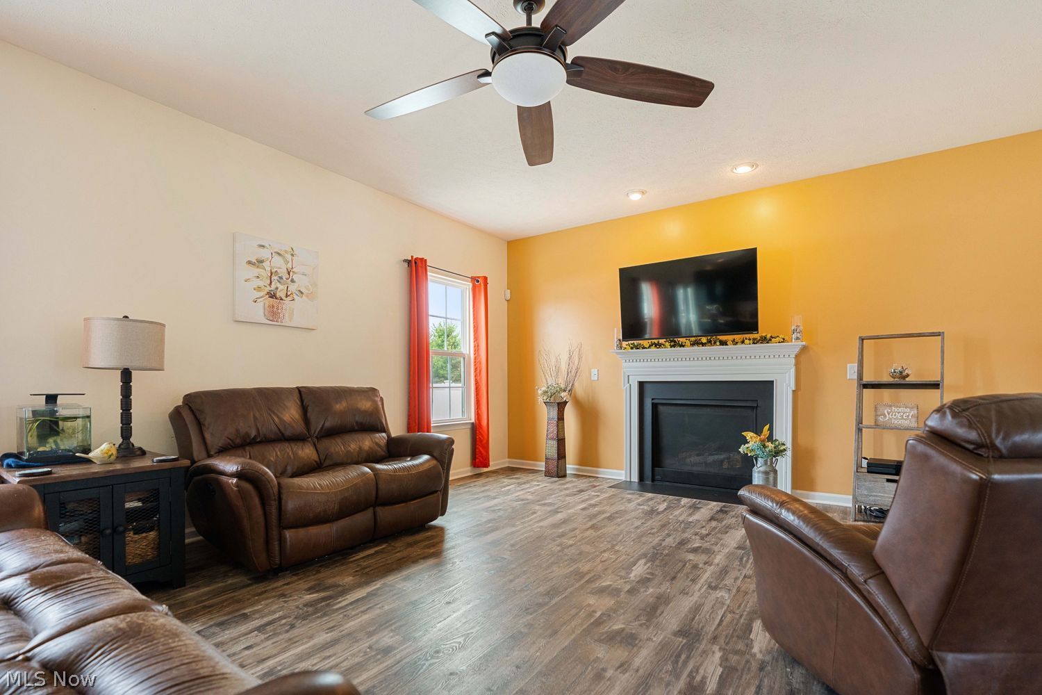 3627 Lake Center Street NW Uniontown OH 44685