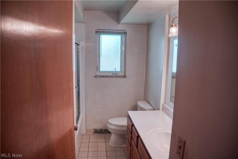 333 E Ridgewood Drive Seven Hills OH 44131