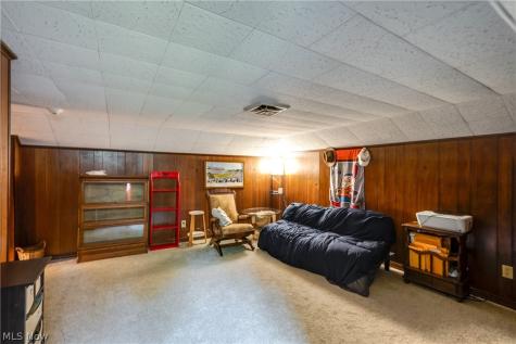 10845 Mccallum Avenue NE Alliance OH 44601