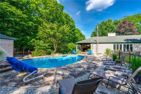 10845 Mccallum Avenue NE Alliance OH 44601