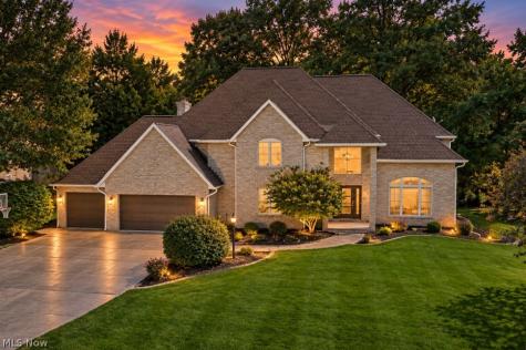 315 Hollythorn Drive Copley OH 44321