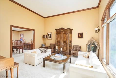 315 Hollythorn Drive Copley OH 44321