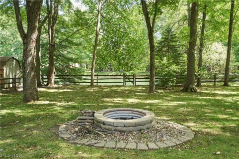 315 Hollythorn Drive Copley OH 44321