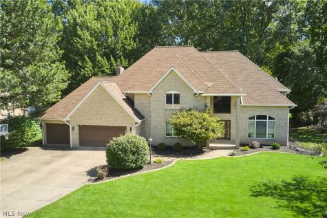 315 Hollythorn Drive Copley OH 44321