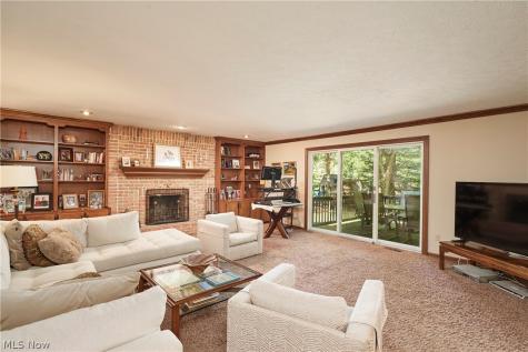 315 Hollythorn Drive Copley OH 44321