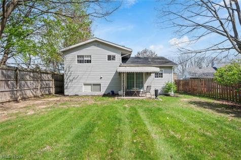5820 Parkview Lane Fairview Park OH 44126
