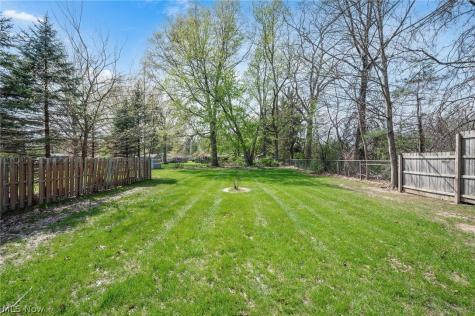 5820 Parkview Lane Fairview Park OH 44126