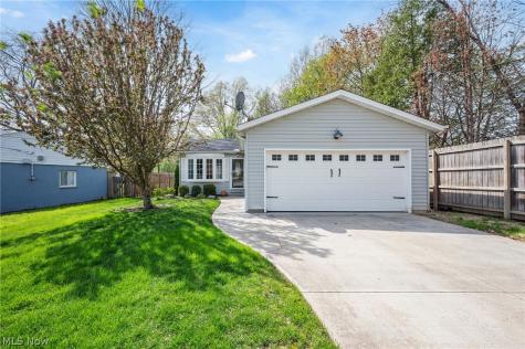 5820 Parkview Lane Fairview Park OH 44126