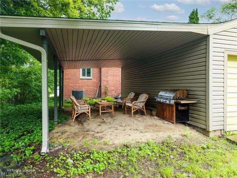 84 Pfeiffer Avenue Akron OH 44312