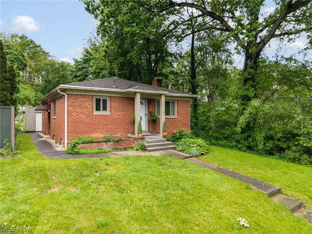 84 Pfeiffer Avenue Akron OH 44312